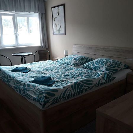 Ubytování Schindler Velke Porici Exterior foto
