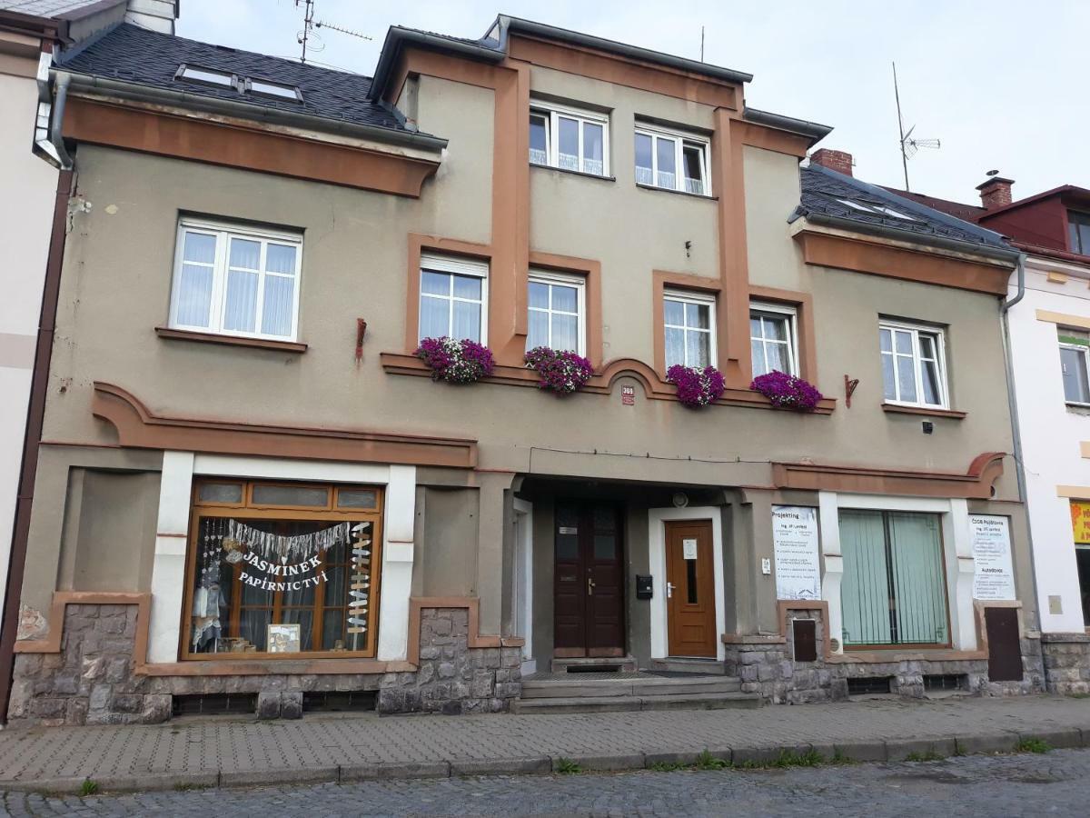 Ubytování Schindler Velke Porici Exterior foto
