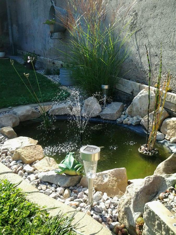 Ubytování Schindler Velke Porici Exterior foto